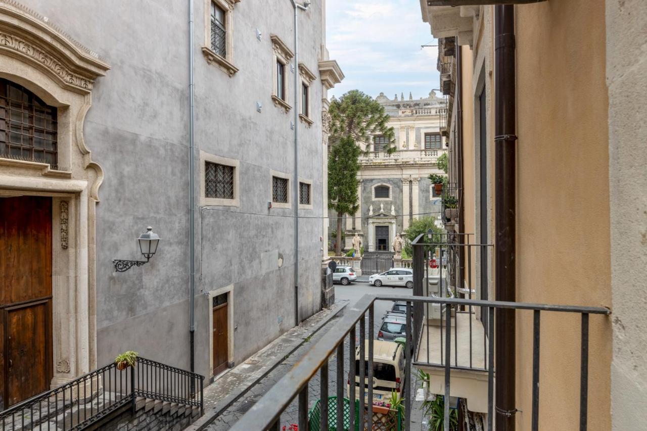 La Regina Del Duomo Catania Centro Hotel Bagian luar foto